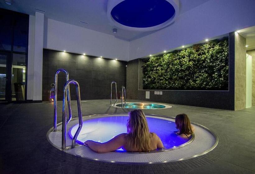 בית מלון כפרי Barczyzna Medical Spa