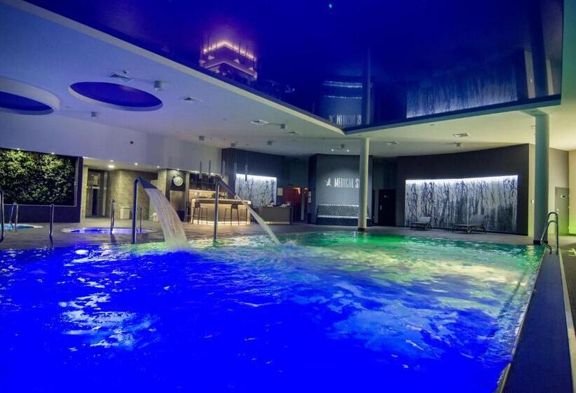 בית מלון כפרי Barczyzna Medical Spa