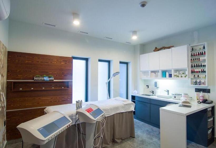 בית מלון כפרי Barczyzna Medical Spa