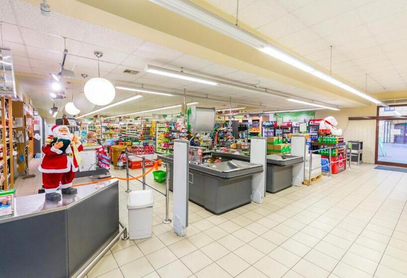 בית מלון כפרי Bastion