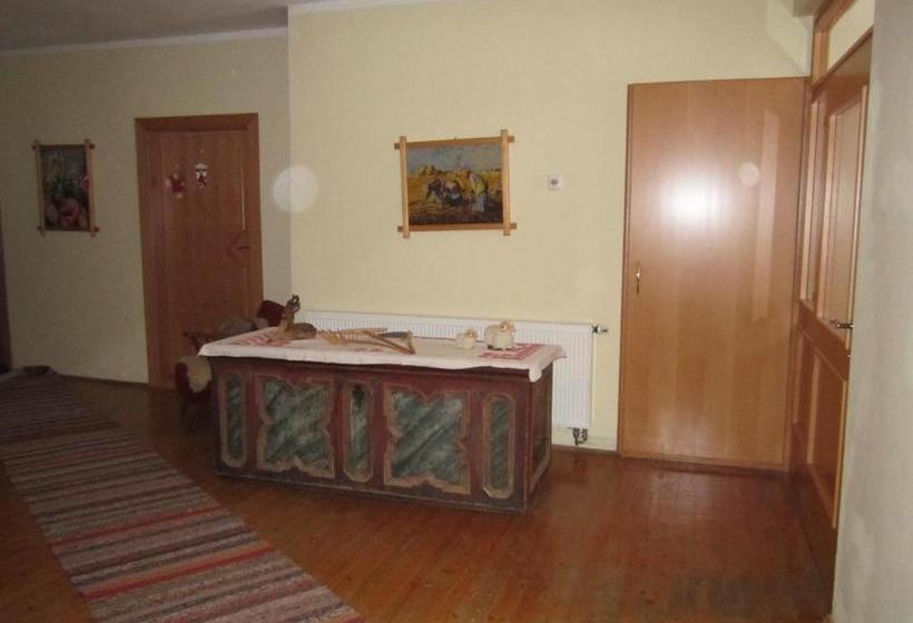 בית מלון כפרי Lissis Bauernhof Appartments