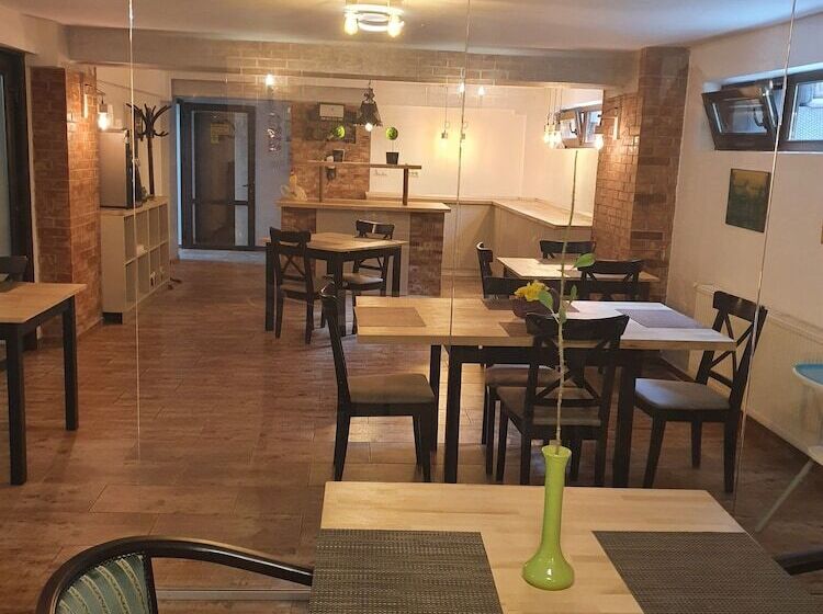 Отель Belleville