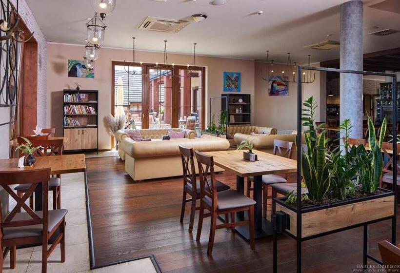 Отель Beskidzki Raj Medical Spa