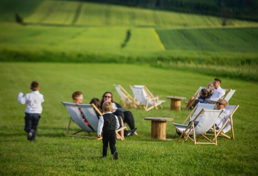 ホテル Biała Akacja Resort & Business