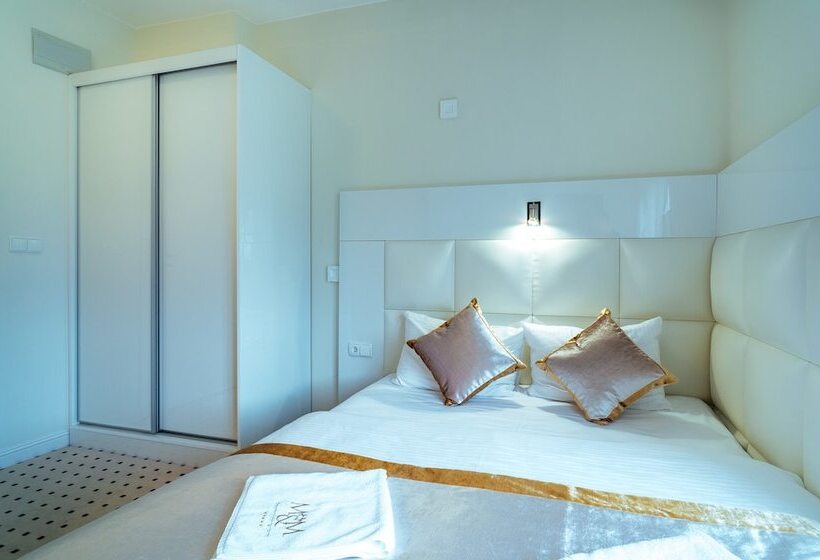 هتل Boutique Apartmenty M&m