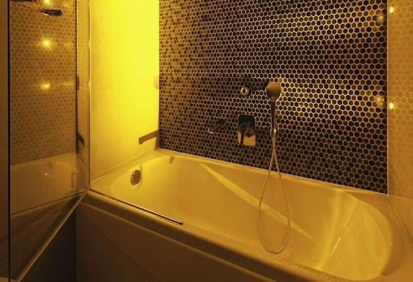 ホテル Bristol Art & Medical Spa