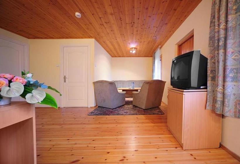 هتل Bukowy Dworek Geovita