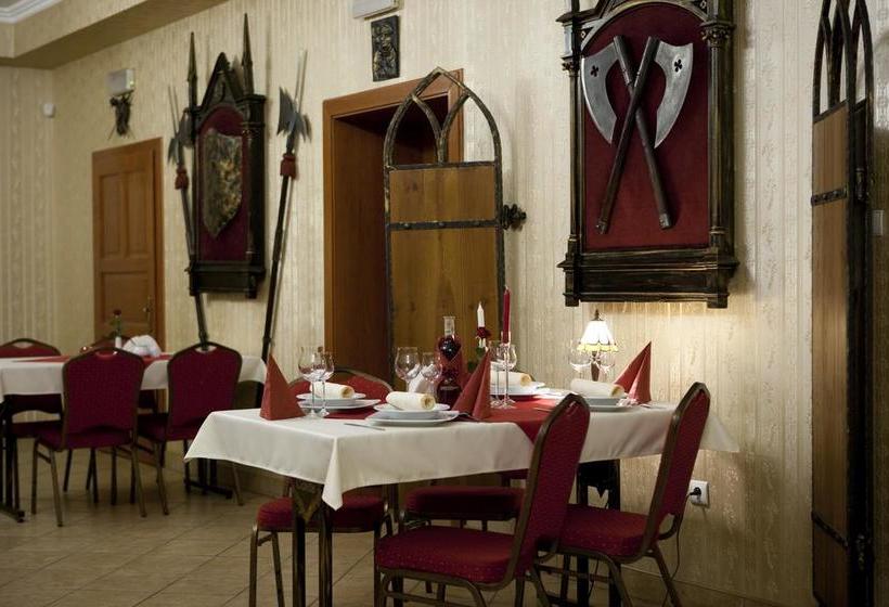 בית מלון כפרי I Restauracja Castle