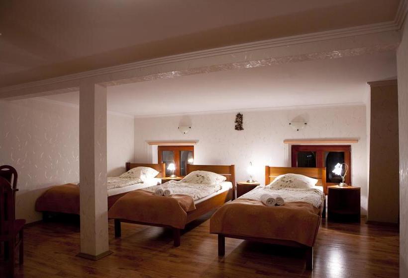 בית מלון כפרי I Restauracja Castle