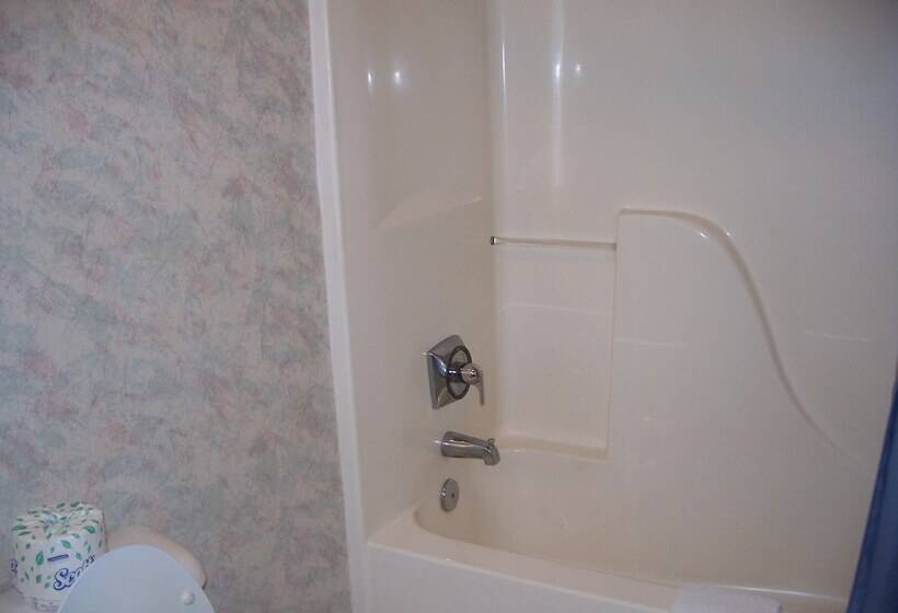 호텔 Castlewood Inn