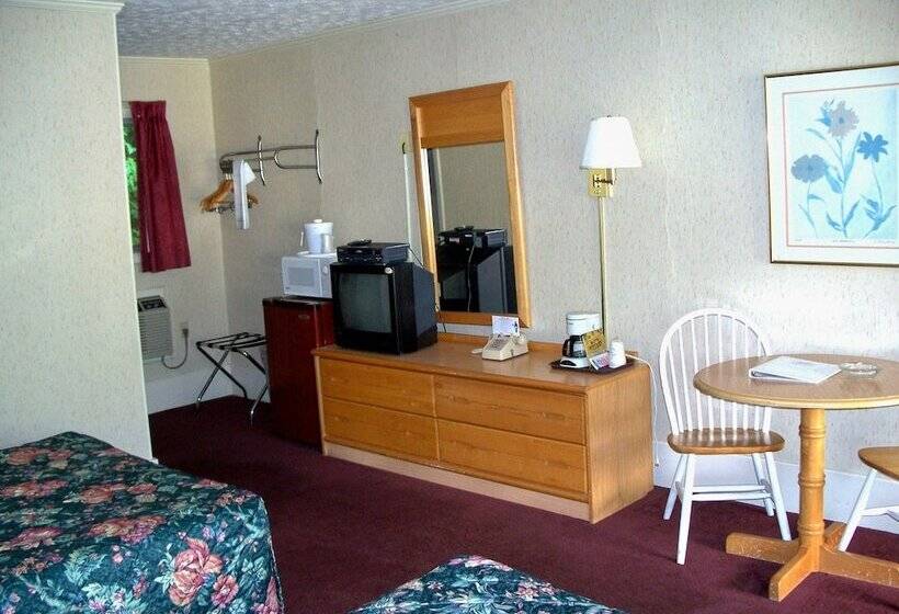 호텔 Castlewood Inn