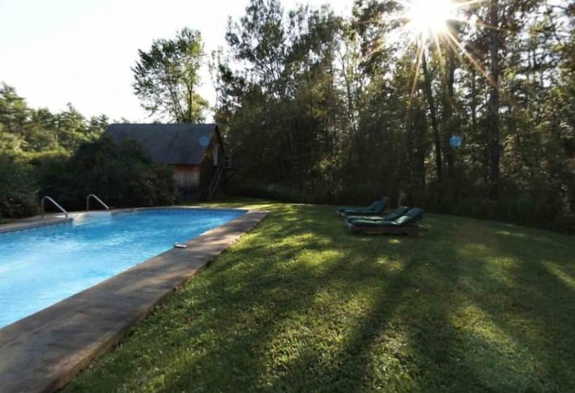 هتل Chesapeake Inn Of Lenox