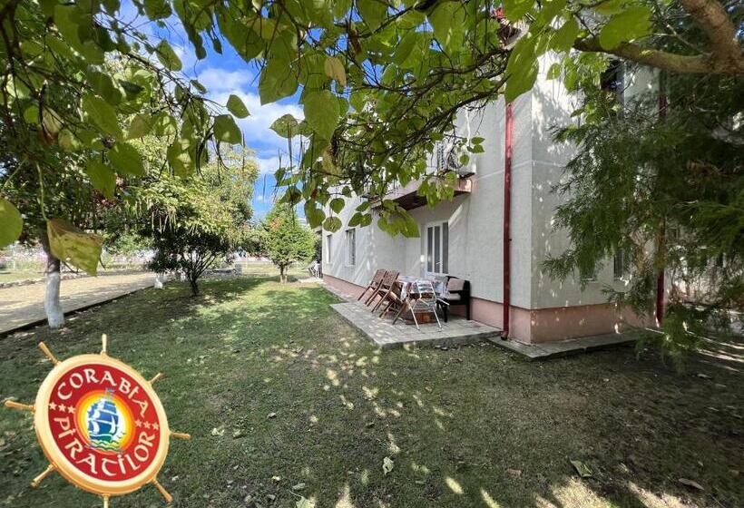 酒店 Club De Vacanta Corabia Piratilor Mamaia Nord