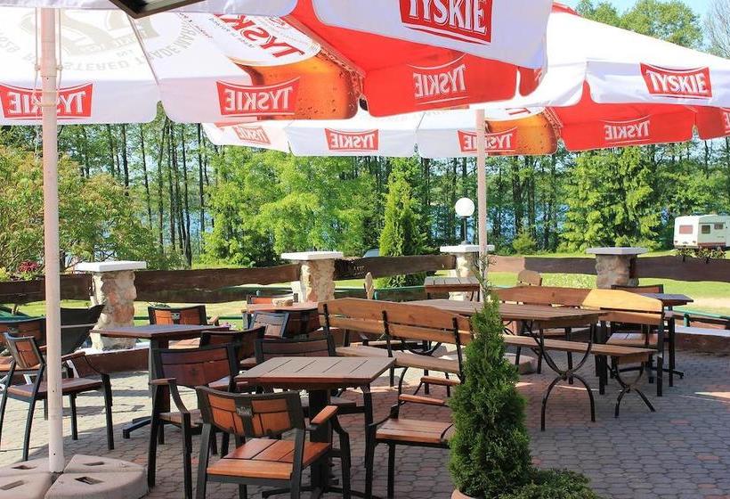 هتل Country Holiday