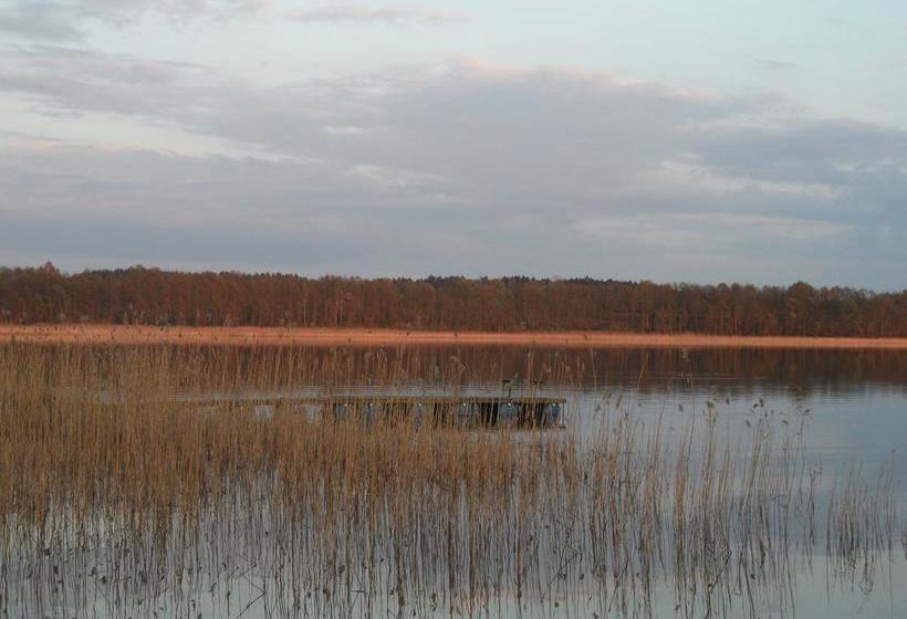 هتل Country Holiday