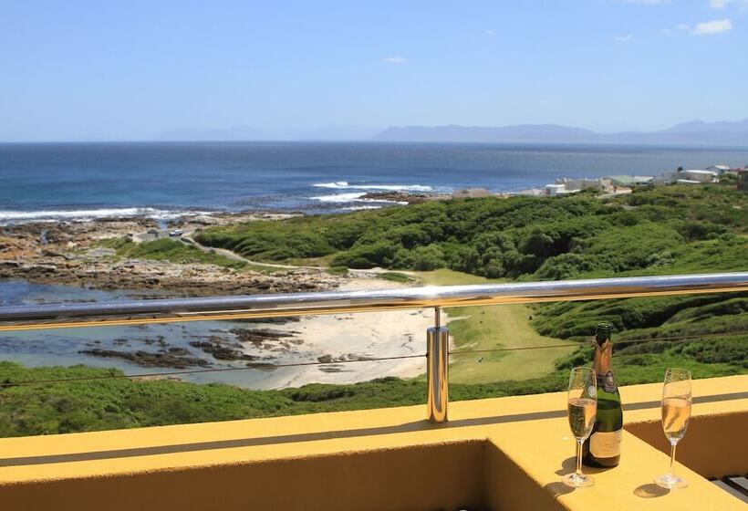 فندق Crayfish Lodge Sea & Country Guest House