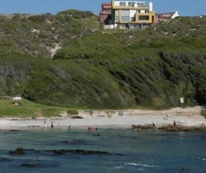 فندق Crayfish Lodge Sea & Country Guest House