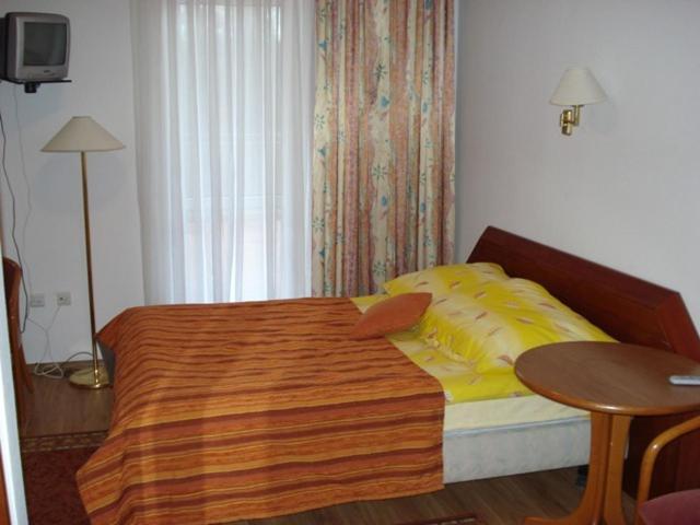 Отель Dolina Leśna Ośno Lubuskie