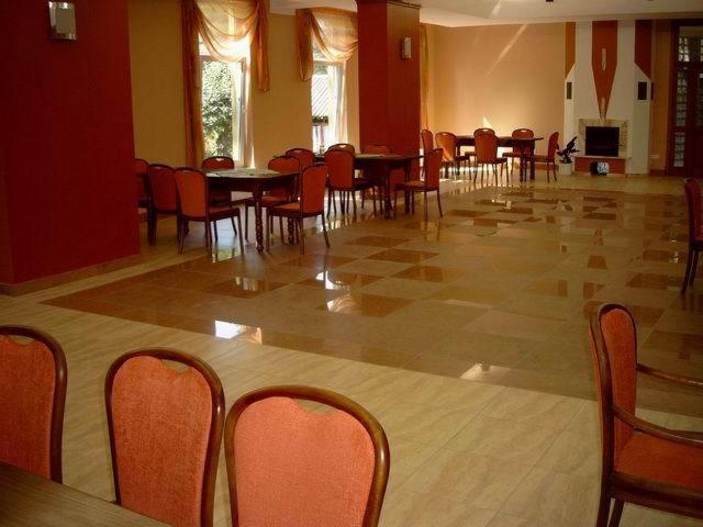 Отель Dolina Leśna Ośno Lubuskie