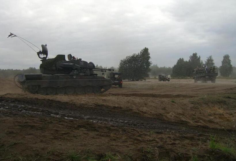 호텔 Dom Wczasowy Pięciu Pomostów I Domki Letniskowe