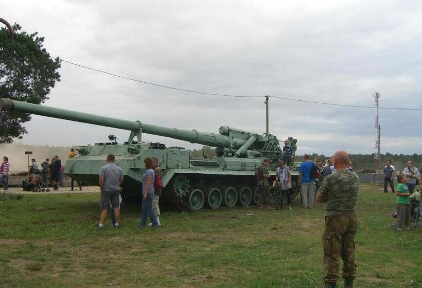 호텔 Dom Wczasowy Pięciu Pomostów I Domki Letniskowe