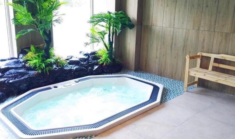 ホテル Dom Weselny Zielony Zakątek