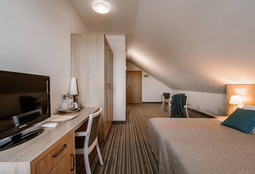 בית מלון כפרי Dwor Droblin