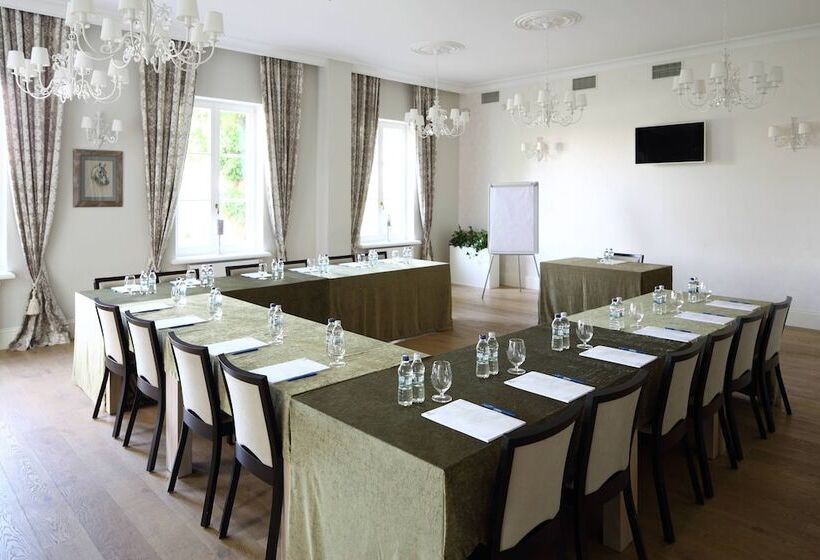 בית מלון כפרי Dwor Droblin