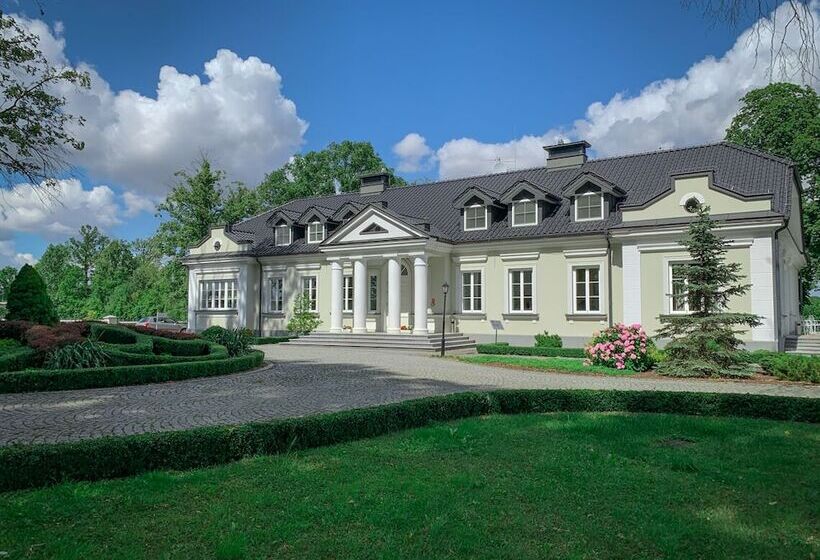 בית מלון כפרי Dwor Droblin