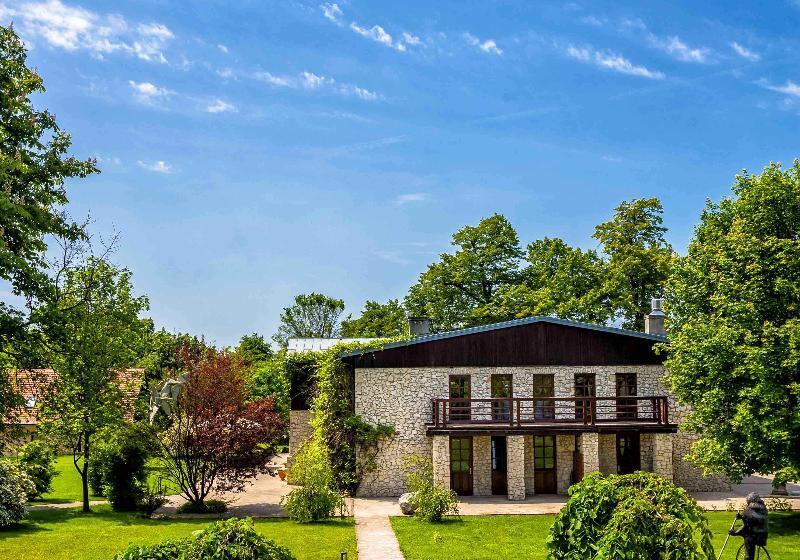 ホテル Dwor W Tomaszowicach