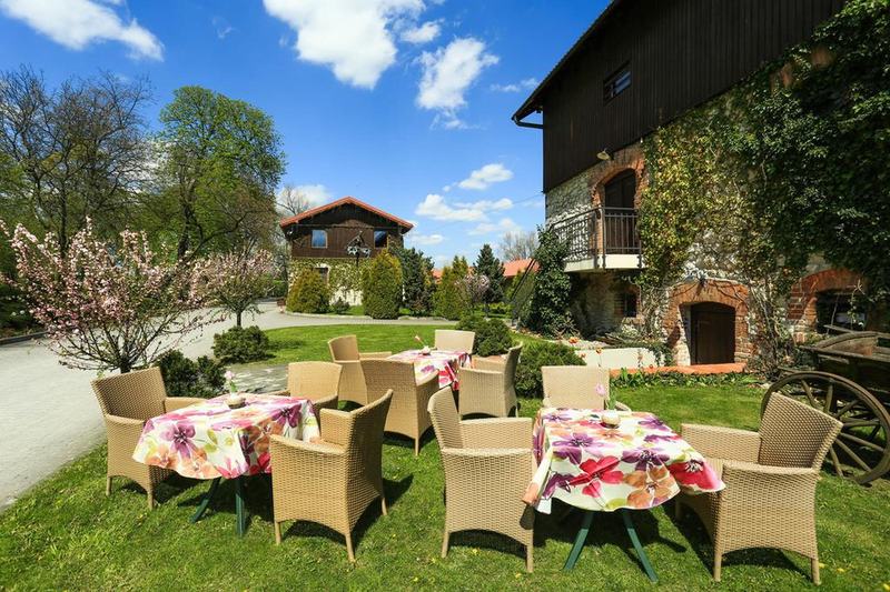 ホテル Dwor W Tomaszowicach