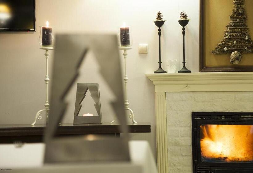 בית מלון כפרי Dworek Biały Domek