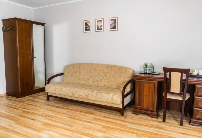 酒店 Dworek Helena