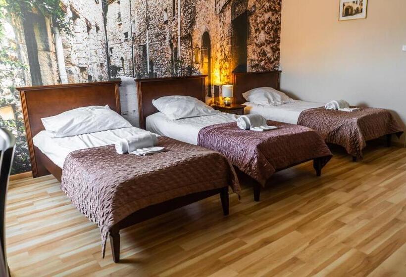 فندق Dworek Helena