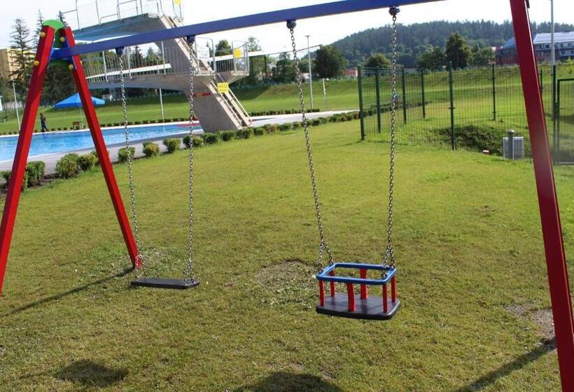 בית מלון כפרי Willa Dwór Górny