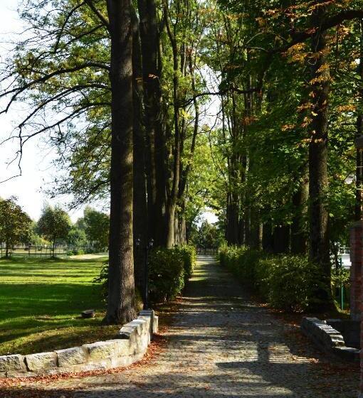 酒店 Farma Many B&b, Noclegi Suntago & Deepspot