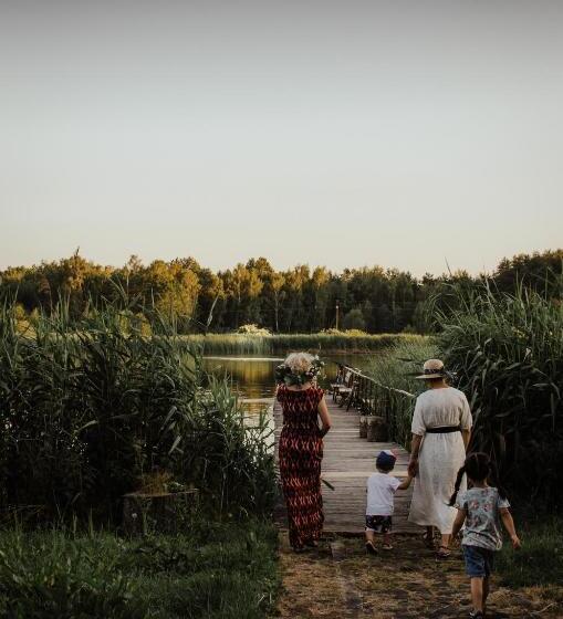 هتل Dwór Mościbrody