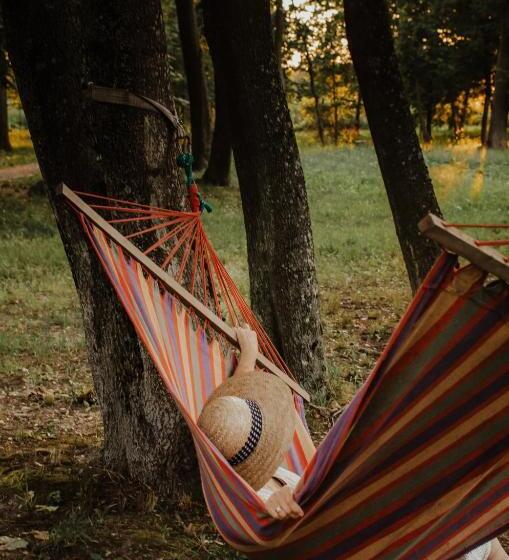 هتل Dwór Mościbrody