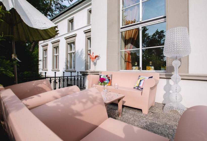 בית מלון כפרי Dwãƒæ’ã‚â³r Podstolice