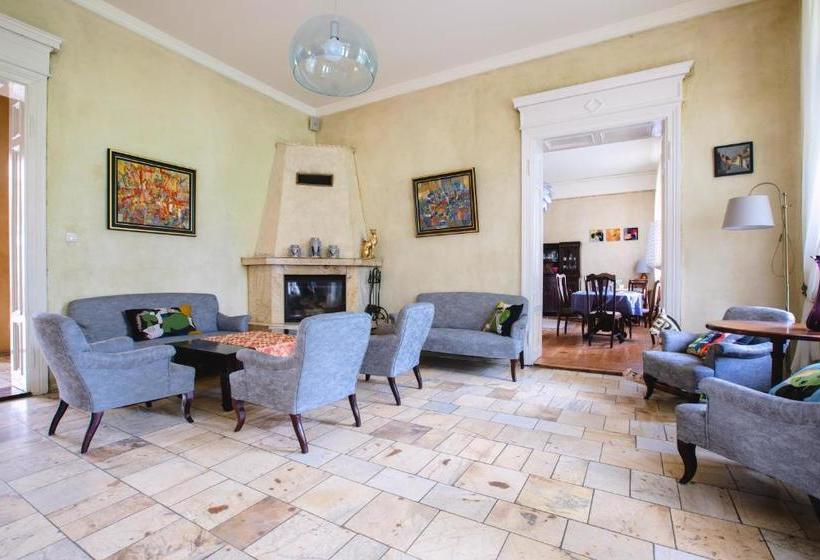 בית מלון כפרי Dwãƒæ’ã‚â³r Podstolice