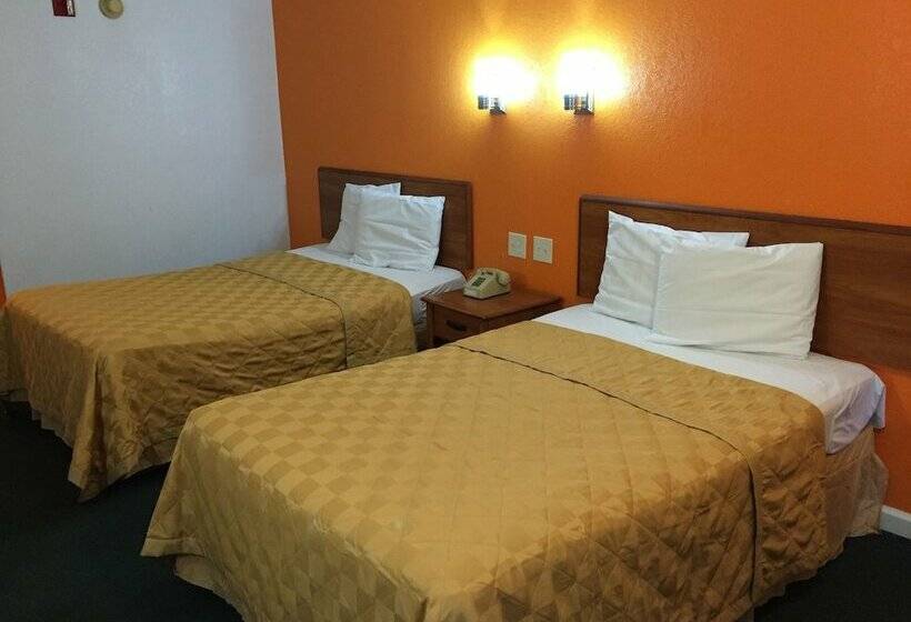 בית מלון כפרי Economy Inn