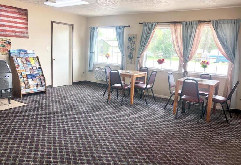 فندق Economy Inn Mccook