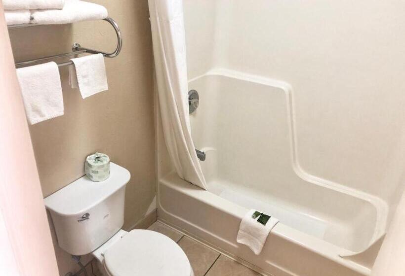 فندق Economy Inn Mccook