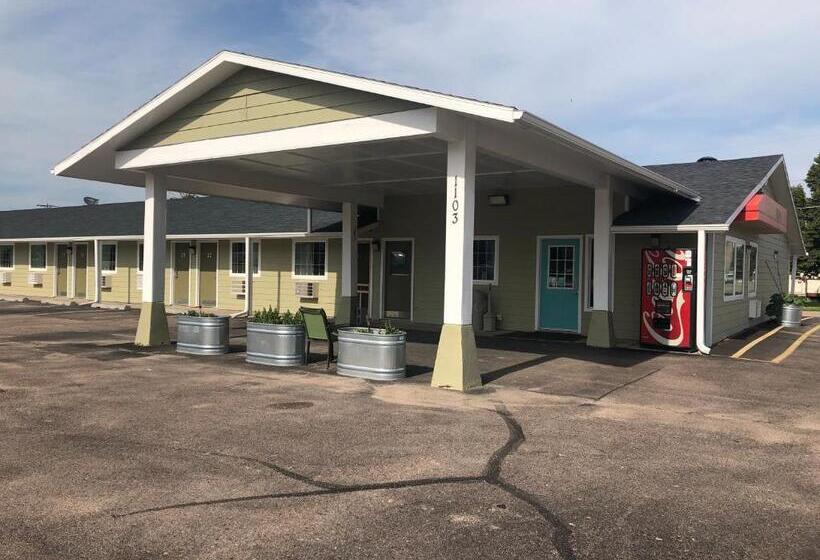 فندق Economy Inn Mccook