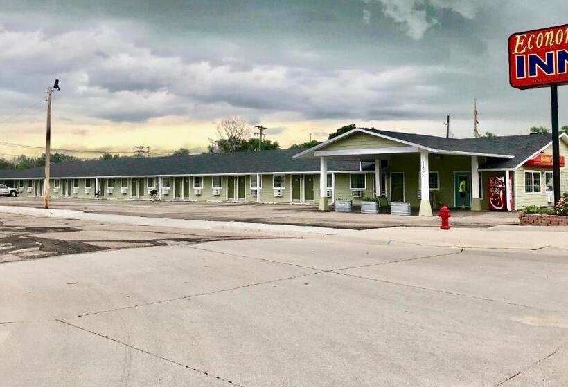 فندق Economy Inn Mccook