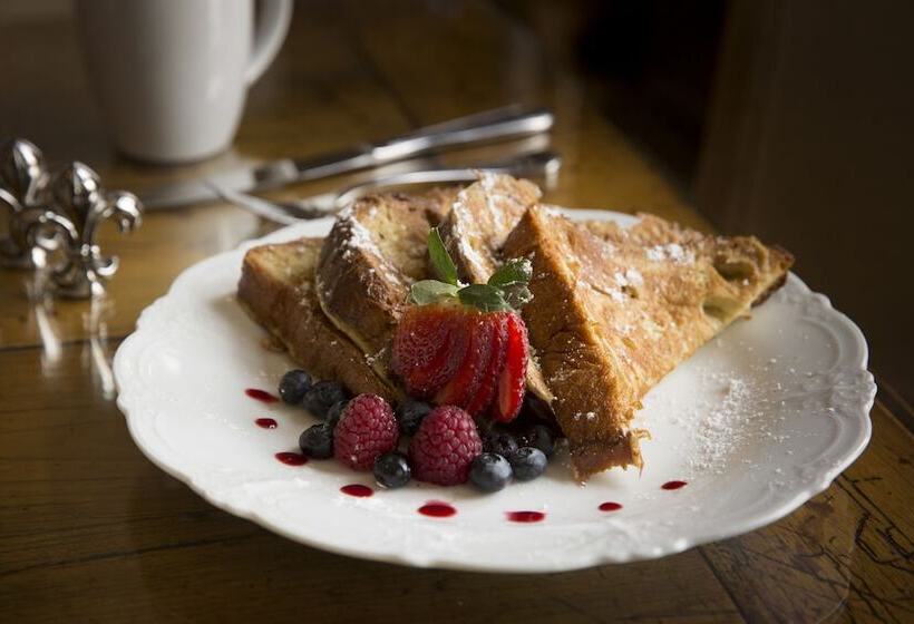 فندق Enchante Boutique