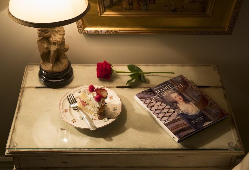 فندق Enchante Boutique