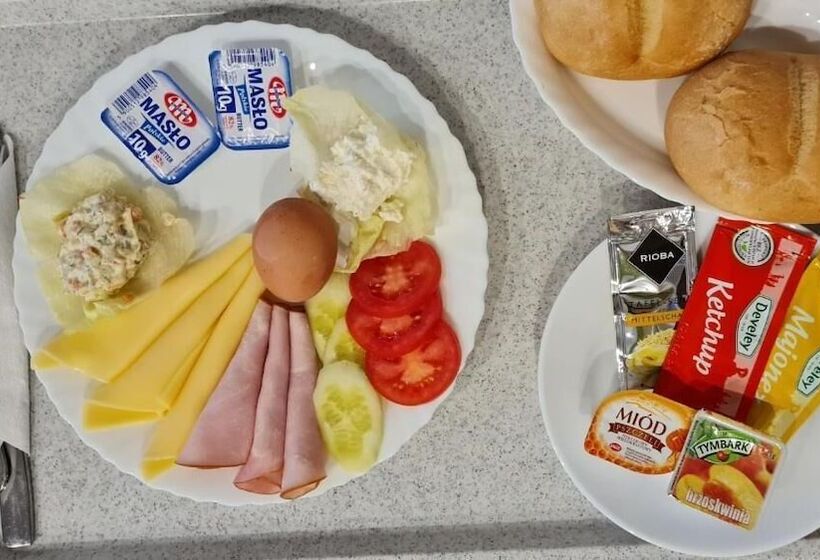 בית מלון כפרי End