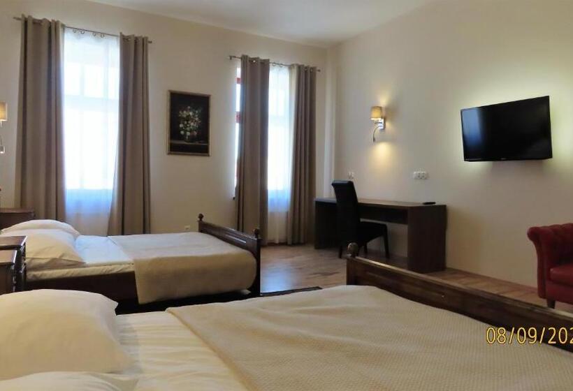 ホテル Euro Apart