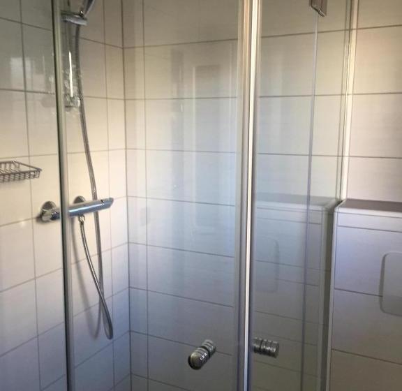 هتل Ferienwohnungen Haus Daniela